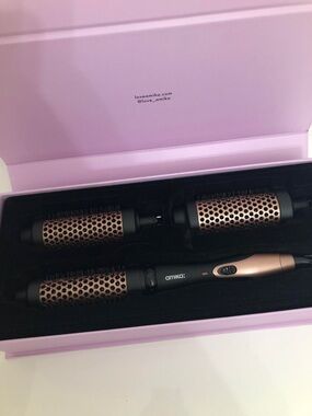 amika Heated Round Brush